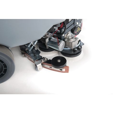Szorowarka samojezdna zasilana akumulatorowo o wydajności roboczej 3250 m²/h  ASSM 650 Cleancraft kod: 7203065 - 5