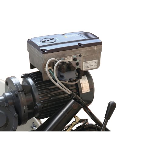 Półautomatyczna przecinarka taśmowa ze skrętnym ramieniem piły oraz bezstopniowo regulowaną prędkością taśmy za pomocą przemiennika częstotliwości SD 500AV Optimum kod: 3292385 - 3